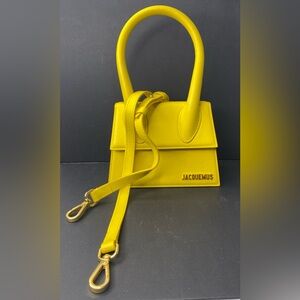 Jacquemus MEDIUM Yellow Smooth Calfskin Le Chiquito Moyen w/ Strap Authentic
